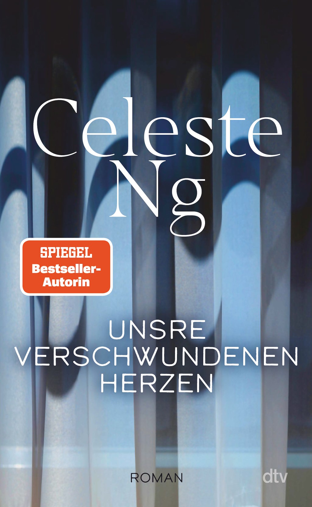 Worte verbrennen. Celeste Ng: „Unsere verschwundenen&nbsp;Herzen“